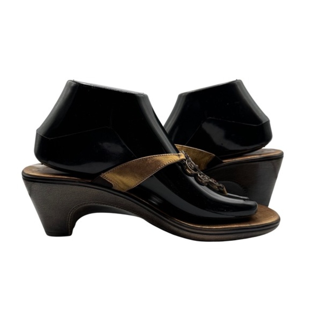 A. Giannetti Women 9 Floral Bronze‎ Embellished Thong Baby Heel Sandals Retro
